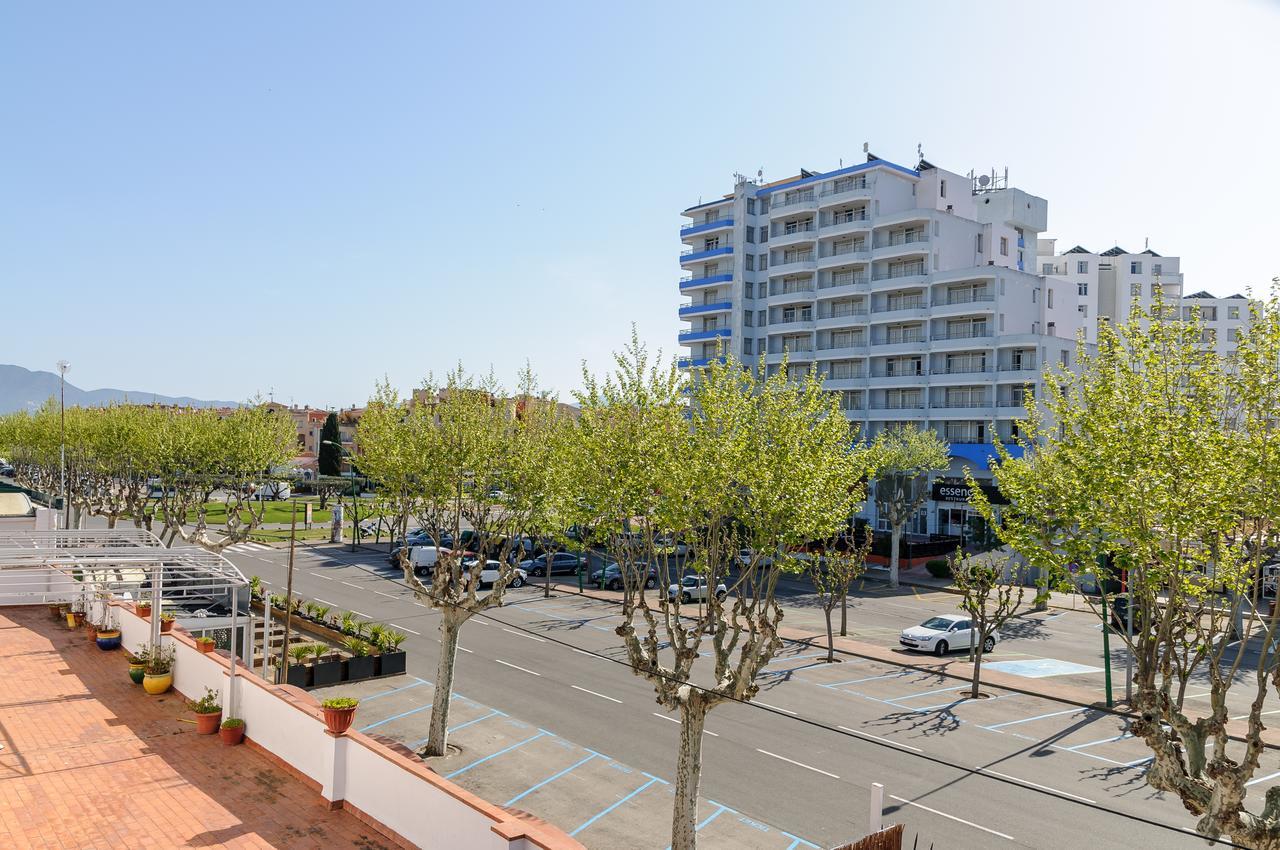 Empuriabrava Apartaments No 5 Exterior foto